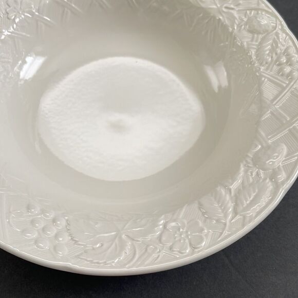 Mikasa English Countryside White 10” Round Vegetable Serving Bowl DISCONTINUED - Picture 8 of 16